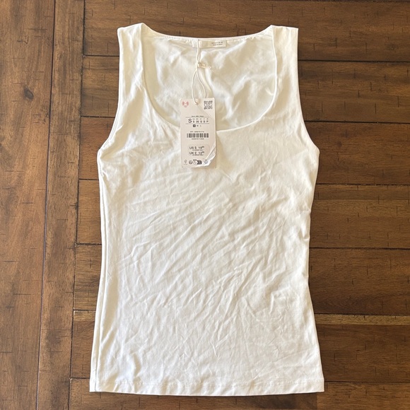 Zara Tops - Zara sleeveless top tank camisole small NWT